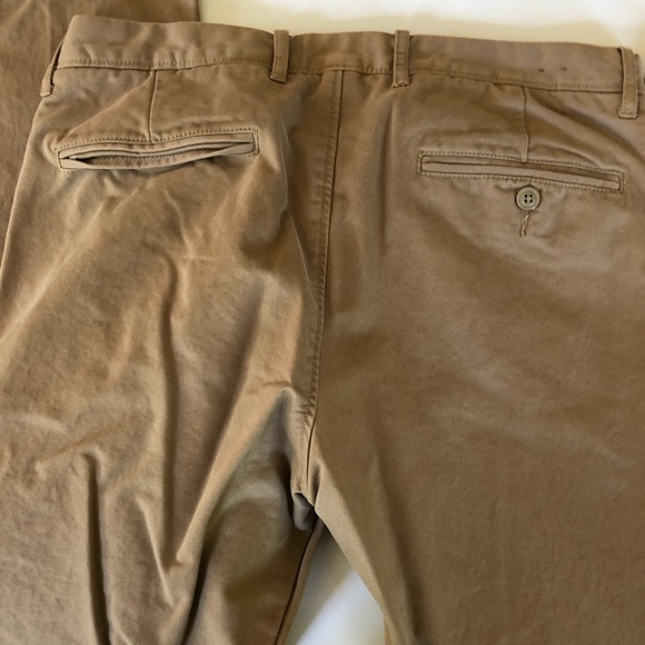 Men’s J. Crew “Broken In” Khaki Pants - Picture 5 of 5